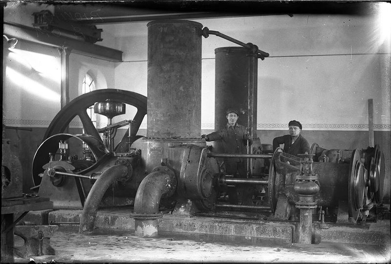 Datei:Kompressoranlage der Grube Bindweide 2.jpeg